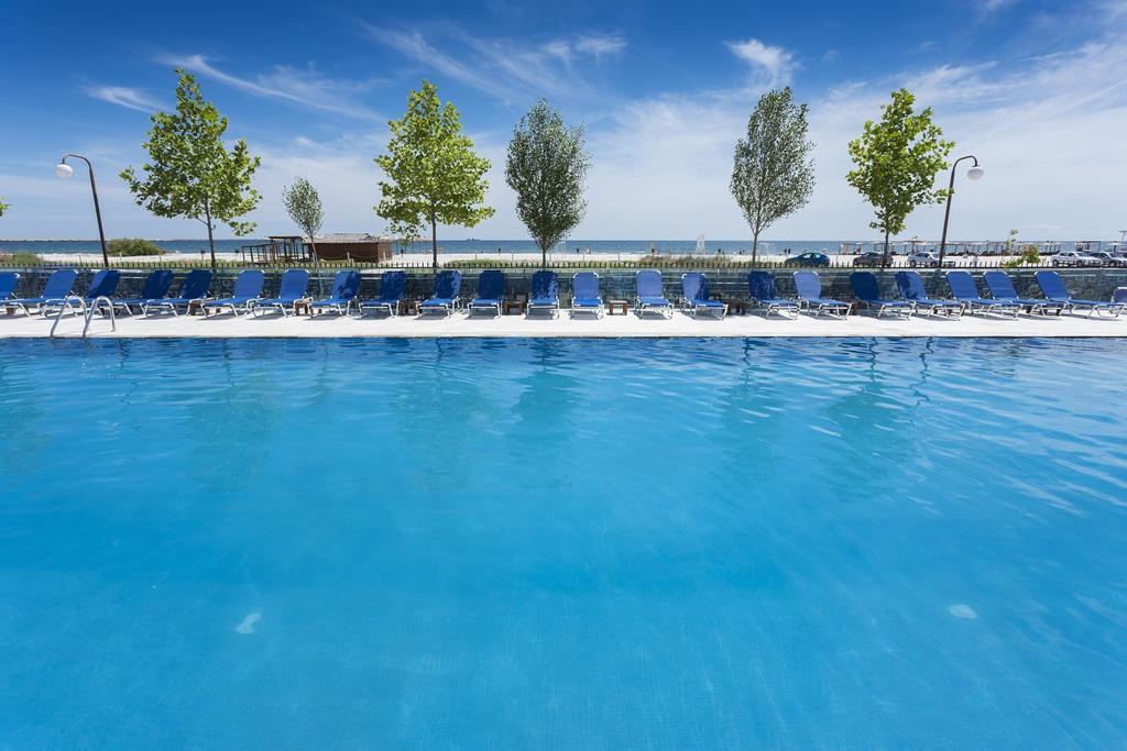 Готель Nautic Sport Club Неводарі Екстер'єр фото